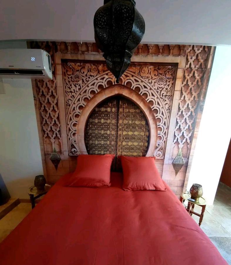 Suite Jaccuzzi En Camargue Port-Saint-Louis-du-Rhône Exterior foto